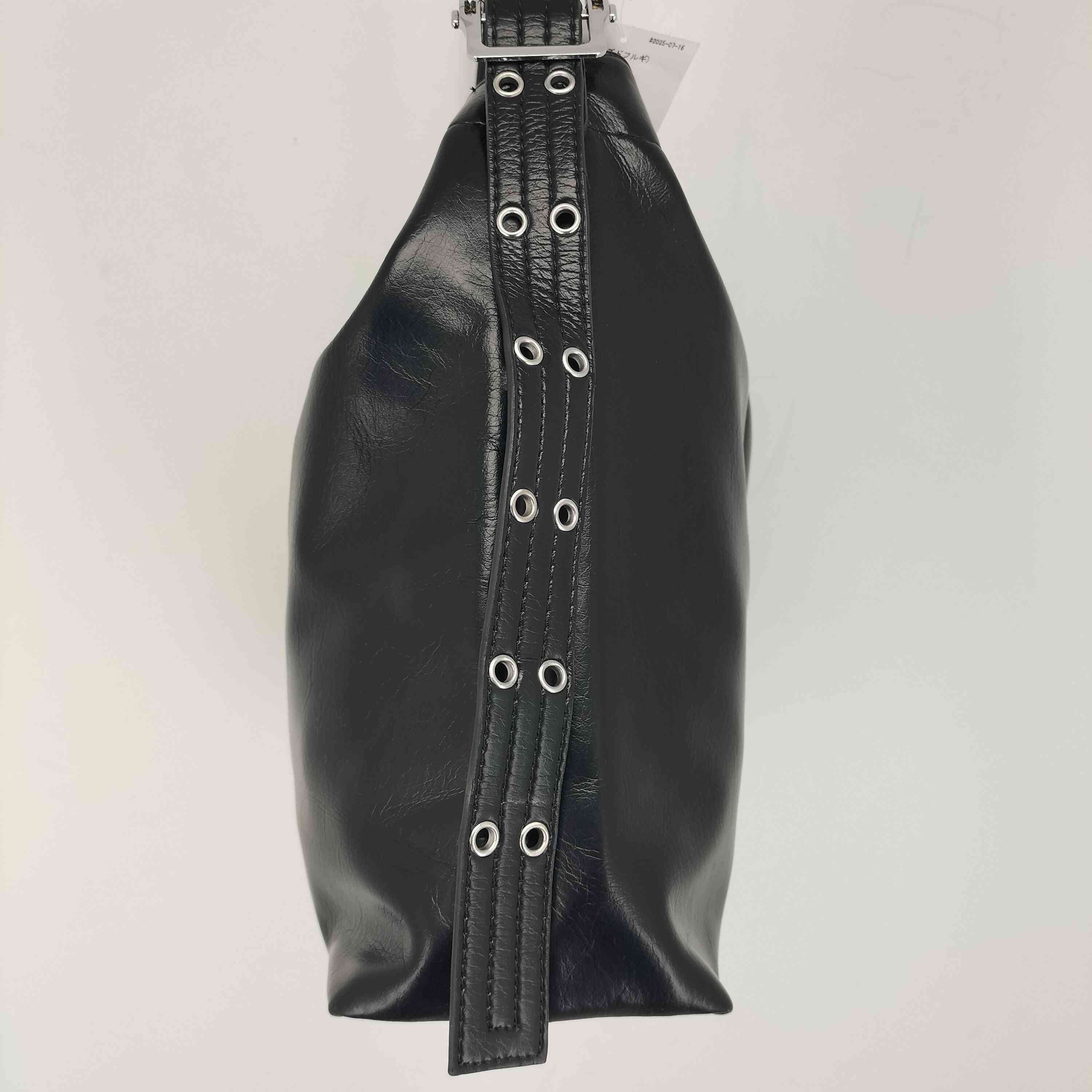 USED古着(ユーズドフルギ) {{aimeine}} ドロストフリルスリーブスリットショルダーブラウス  中古 古着 0814 ユーズドフルギ USED古着 HYEON ウエストタックボリュームドレス