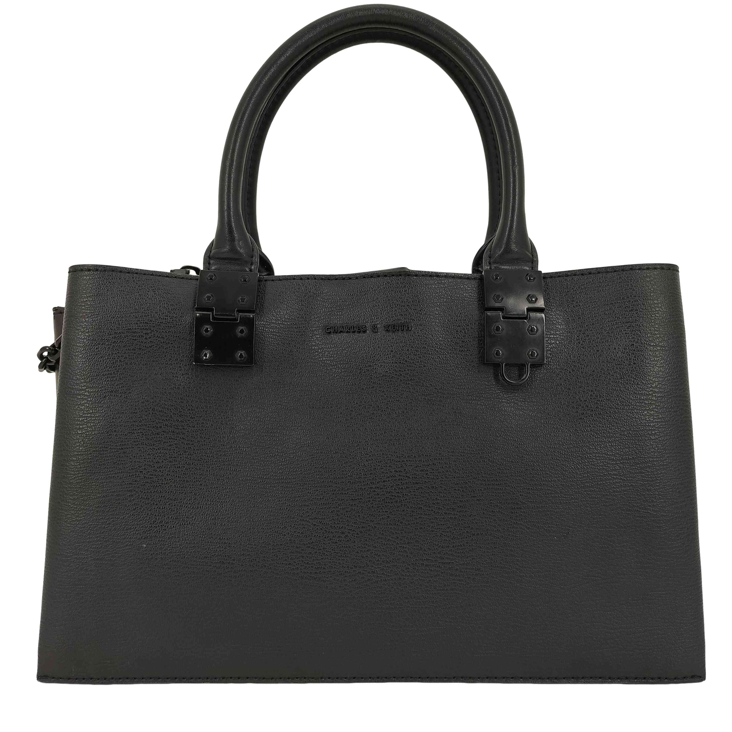 CHARLES & KEITH エクストララージトートバッグ CHARLES & KEITH（チャールズ & キース）の「エクストララージ