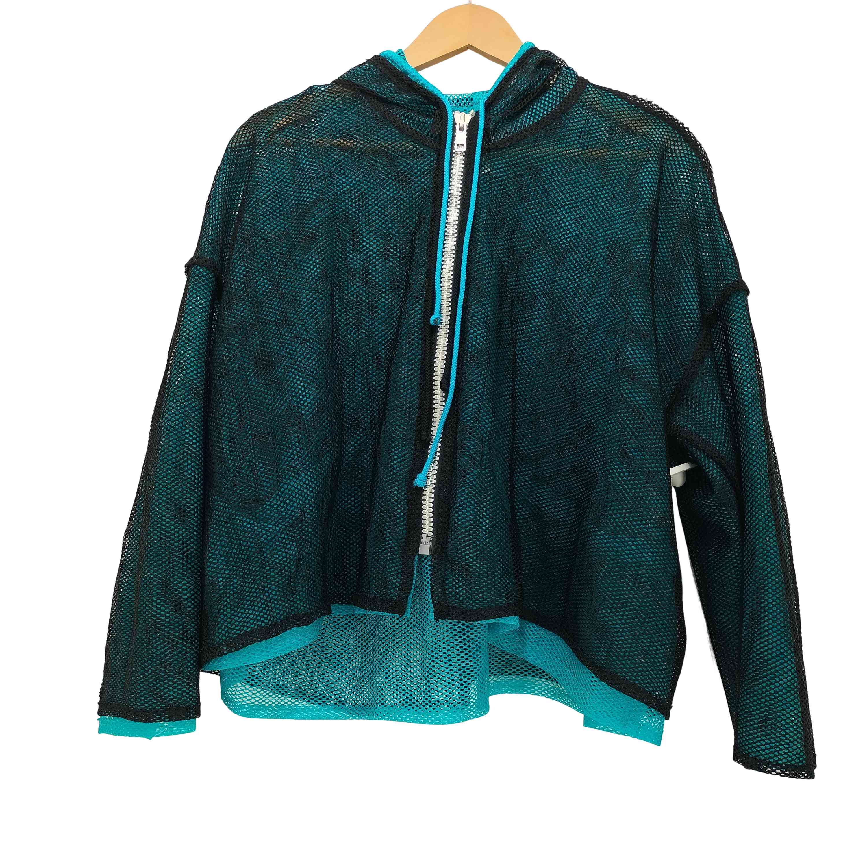 ISSEY MIYAKE(イッセイミヤケ) Haat インド綿 刺繍 シアサッカー スキッパーブラウス レ 中古 古着 0742 ISSEY MIYAKE(イッセイミヤケ) Haat インド綿 刺繍 シアサッカー