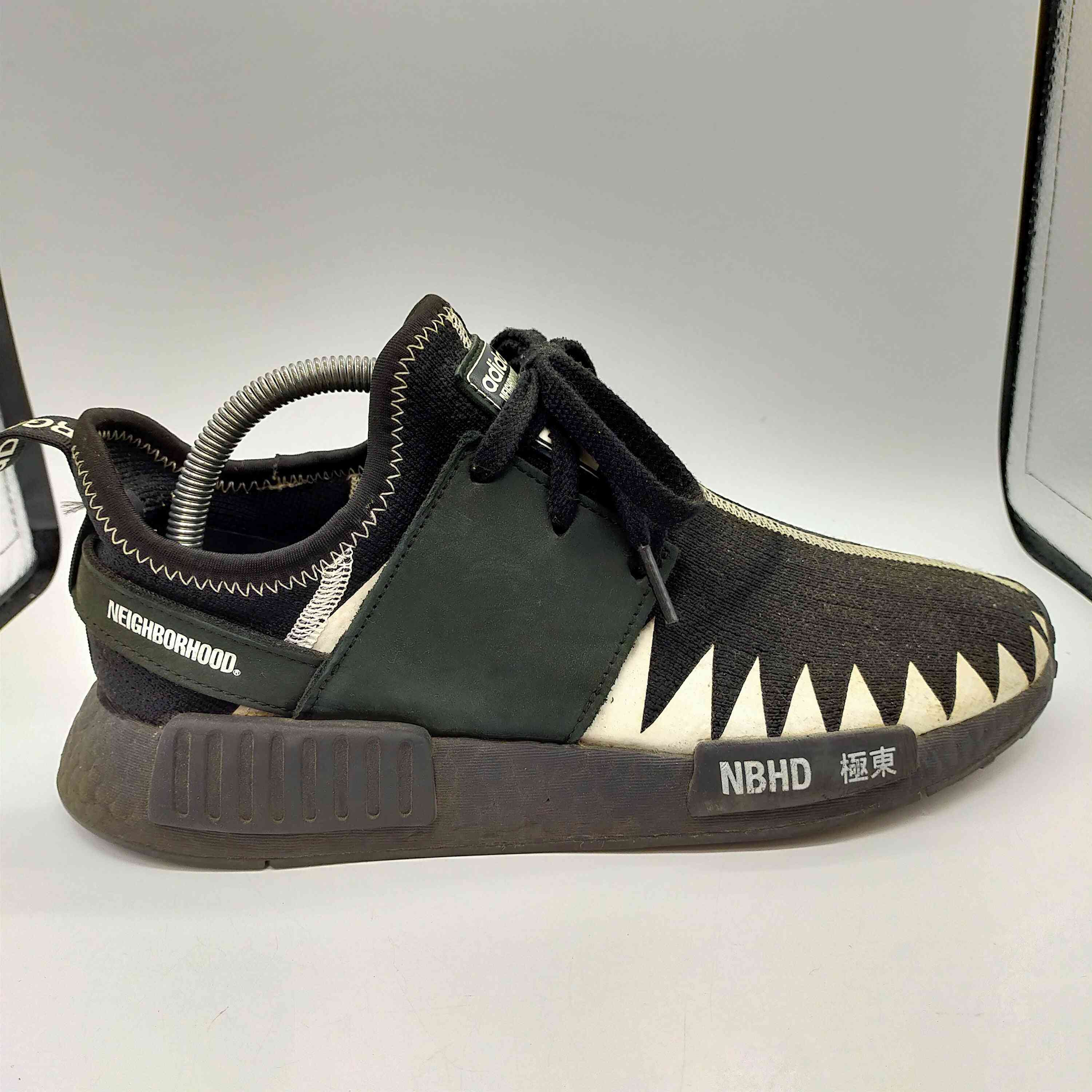 2706　こちらは専用です ネイバーフッド NEIGHBORHOOD NMD R1 ローカット スニーカー
