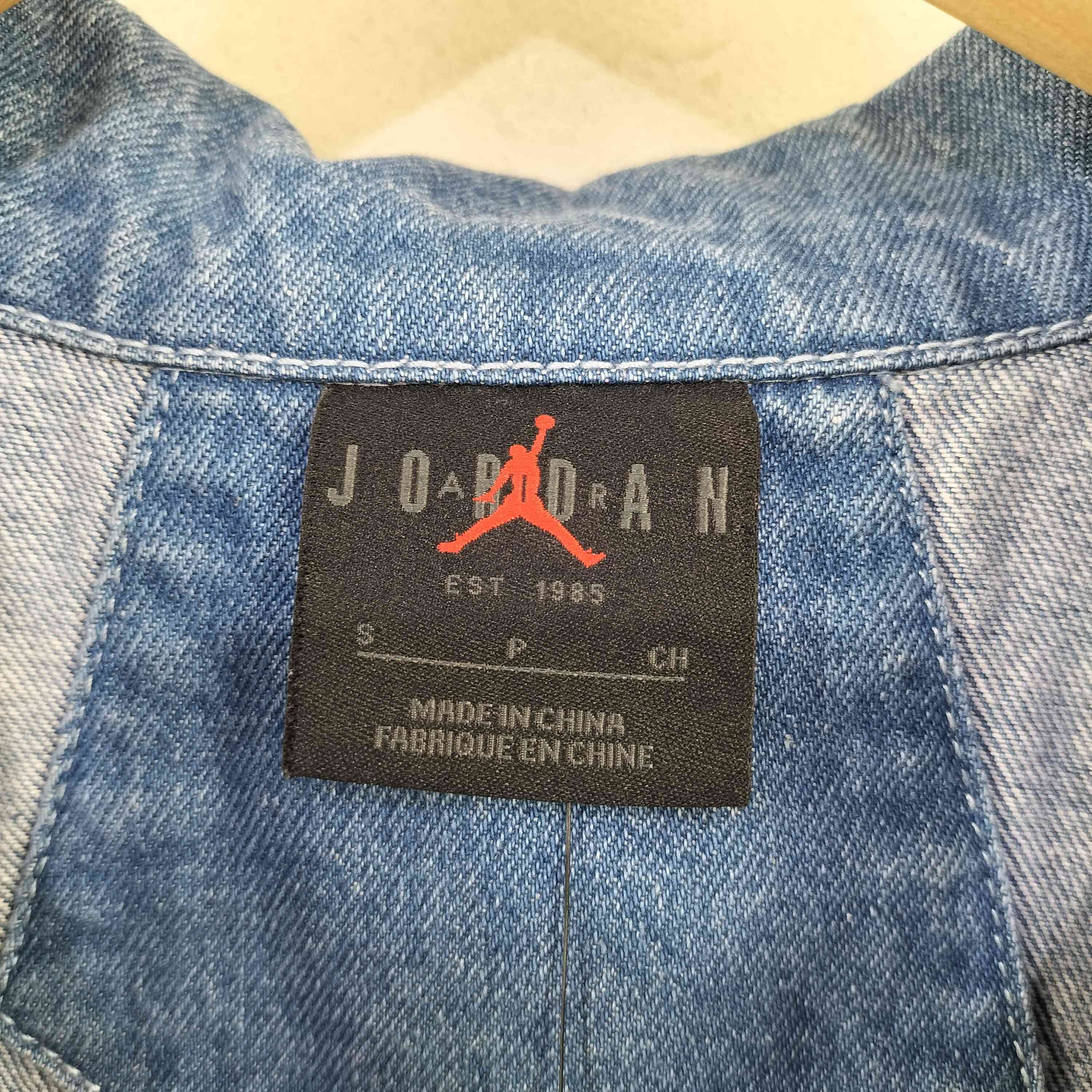 JORDAN BRAND(ジョーダンブランド) Woven Top レディース import：S  中古 古着 1004 ジョーダンブランド JORDAN BRAND Woven Top レディース import