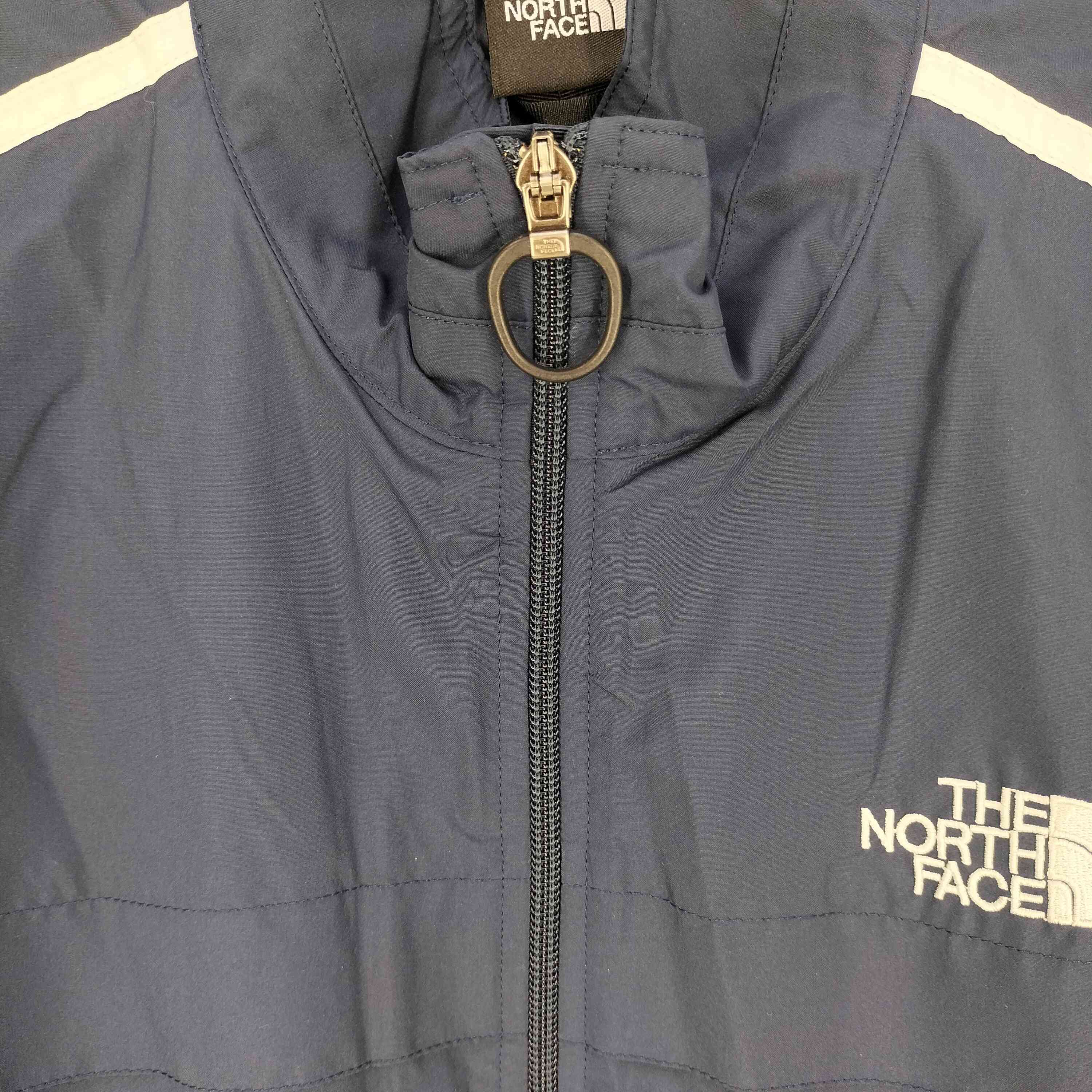 ザノースフェイス THE NORTH FACE ロゴ刺繍 ナイロンベスト