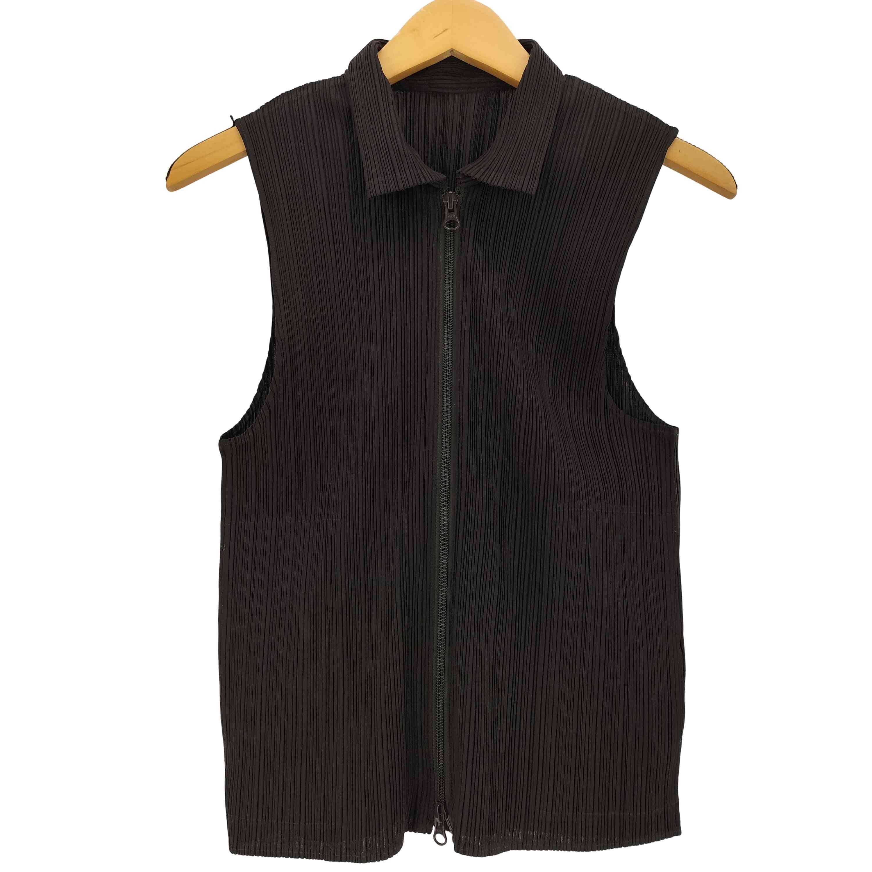 イッセイミヤケ　ベスト　プリーツプリーズ　美品❢ プリーツプリーズイッセイミヤケ PLEATS PLEASE ISSEY MIYAKE