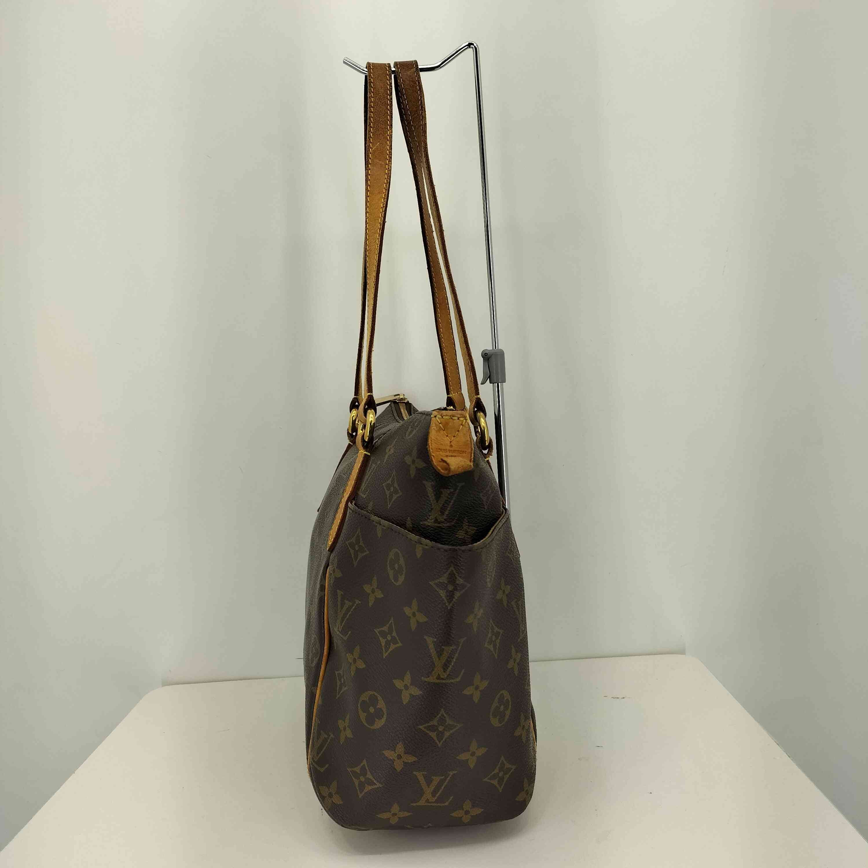 LOUIS VUITTON トータリーPM トートバッグ モノグラムロゴ総柄