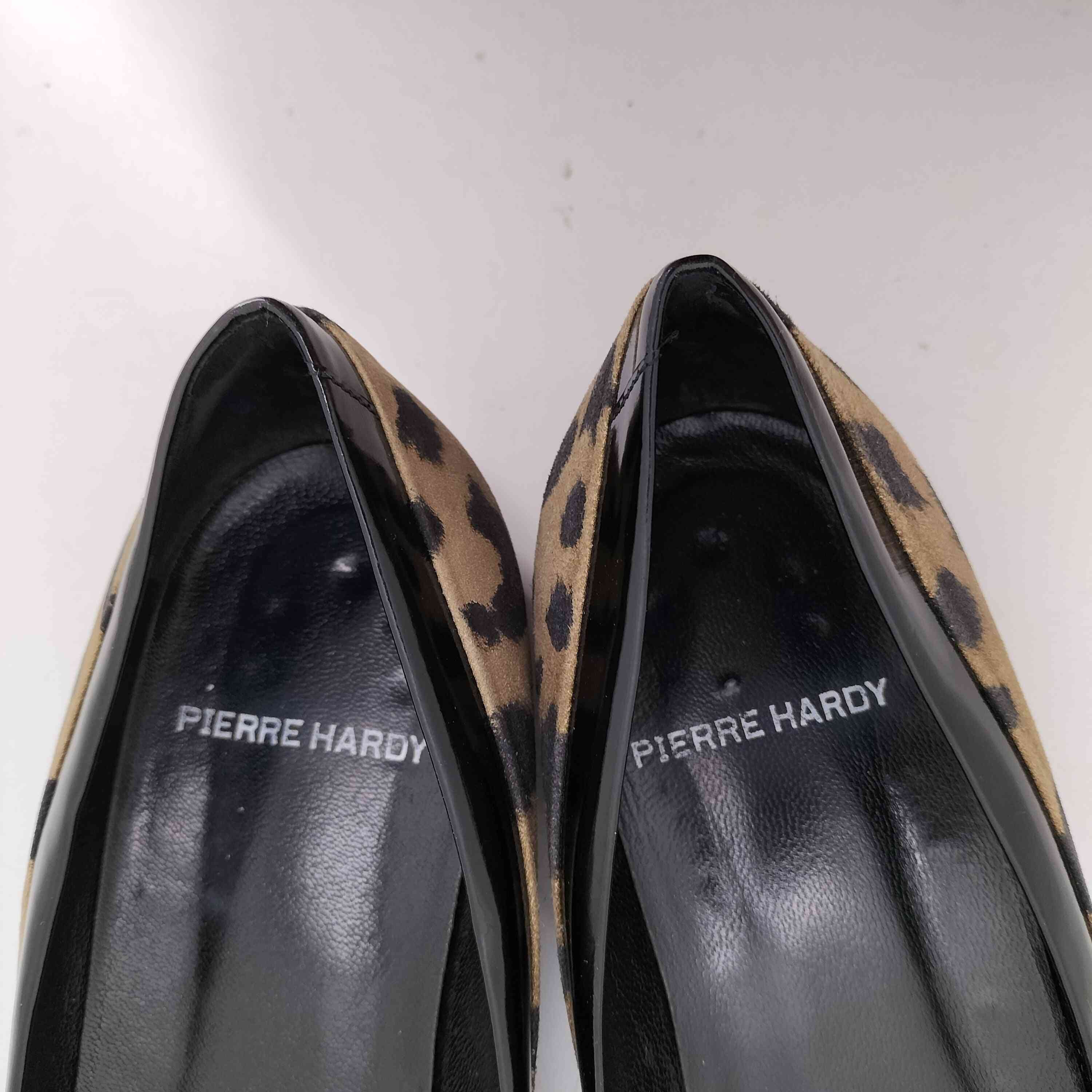 PIERRE HARDY 黒　ポインテッドトゥ フラットシューズ【36 訳あり】 ピエールアルディ PIERRE HARDY イタリア製 レオパード柄 バレエ