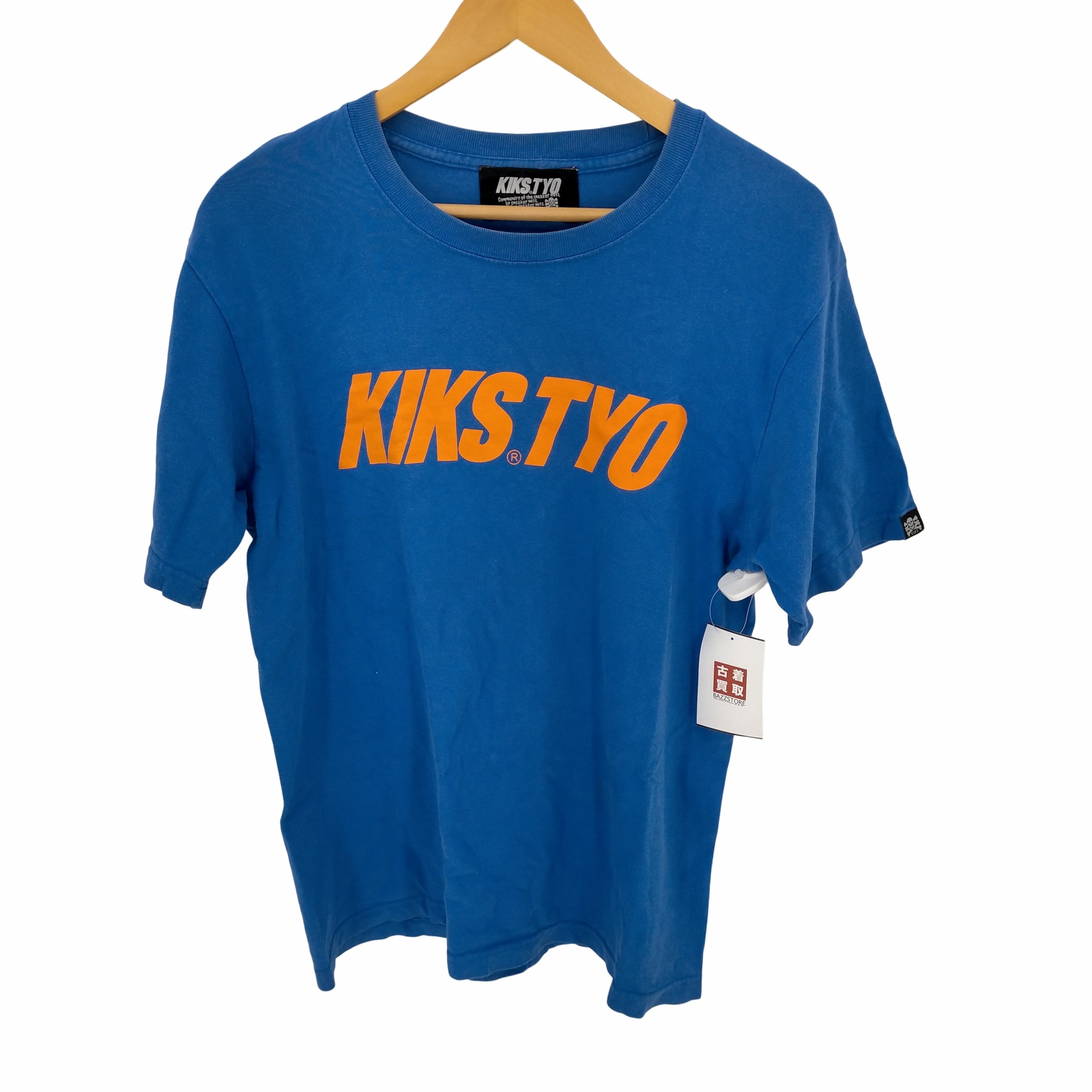 キックスティーワイオー KIKS TYO フロントロゴプリントTシャツ メンズ