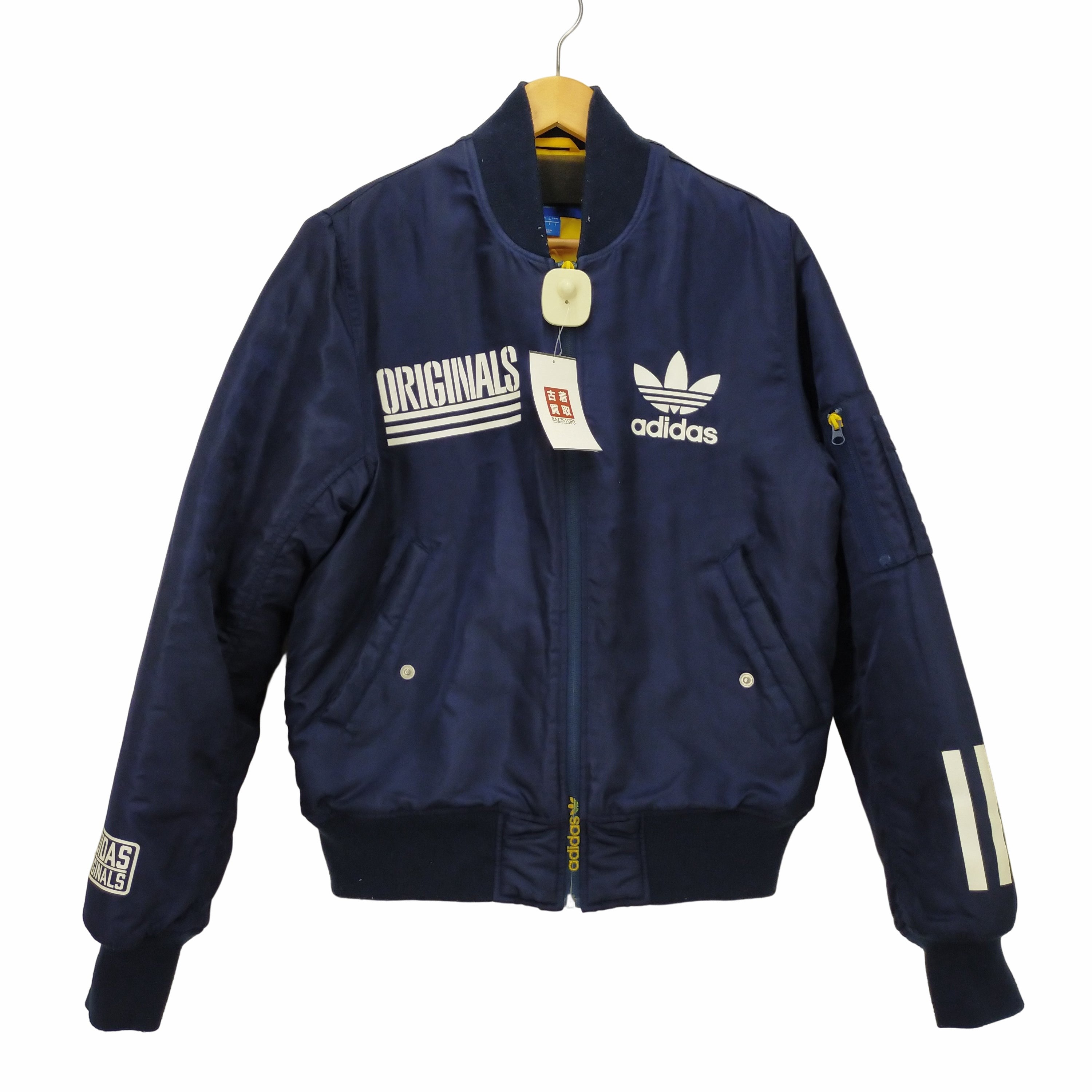 アディダスオリジナルス adidas Originals Logo Bomber JKT メンズ JPN：M – ブランド古着買取販売バズストア